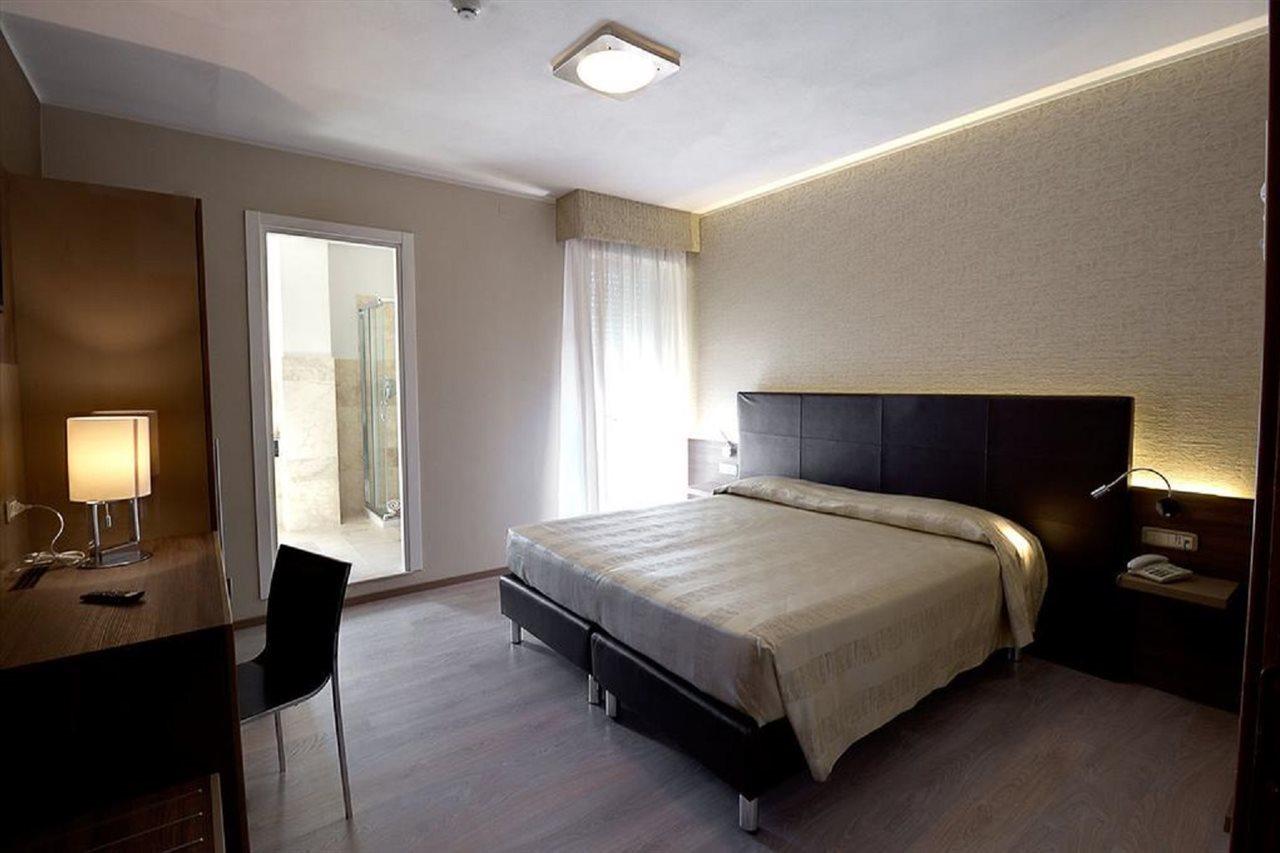 Hotel Park Καστιλλιόν Φιορεντίνο Εξωτερικό φωτογραφία